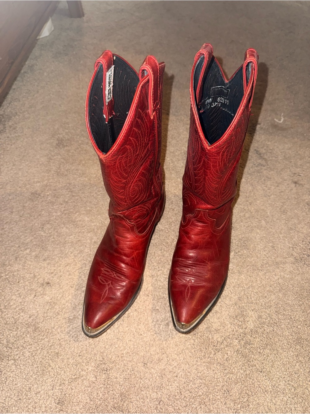 Women's Red Leather Pointed-Toe Western Boots